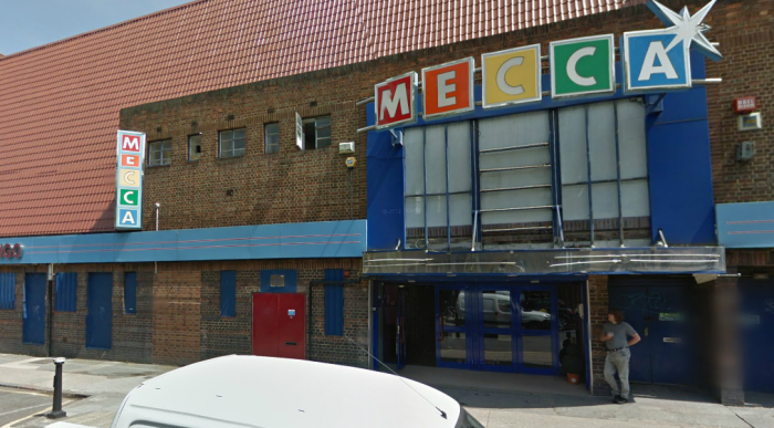 A look at Mecca Bingo Camden Town from the outside