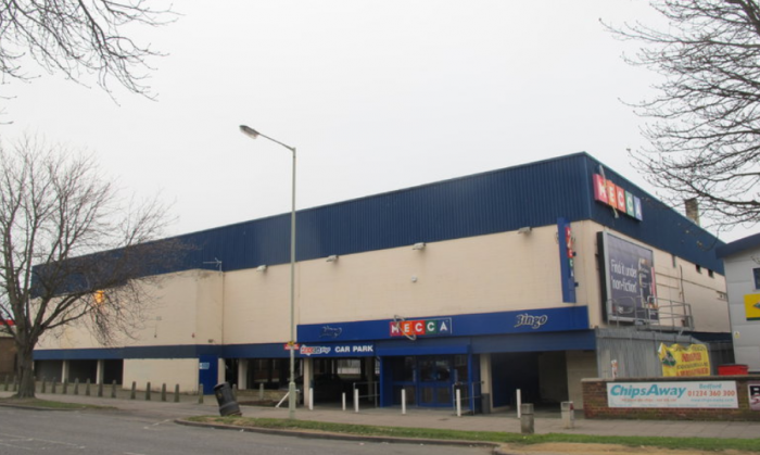 A picture of Mecca Bingo Bedford from the outside