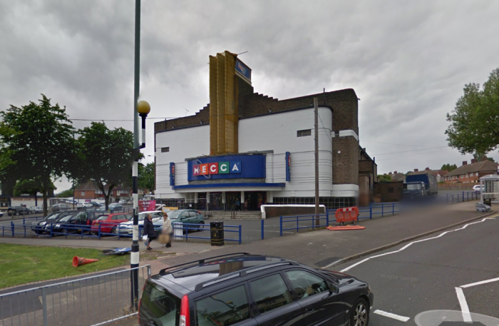 exterior picture of Mecca Kingstanding